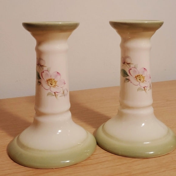 Blakeney Candleholder set of 2 Made n England Floral 5" - Picture 2 of 8